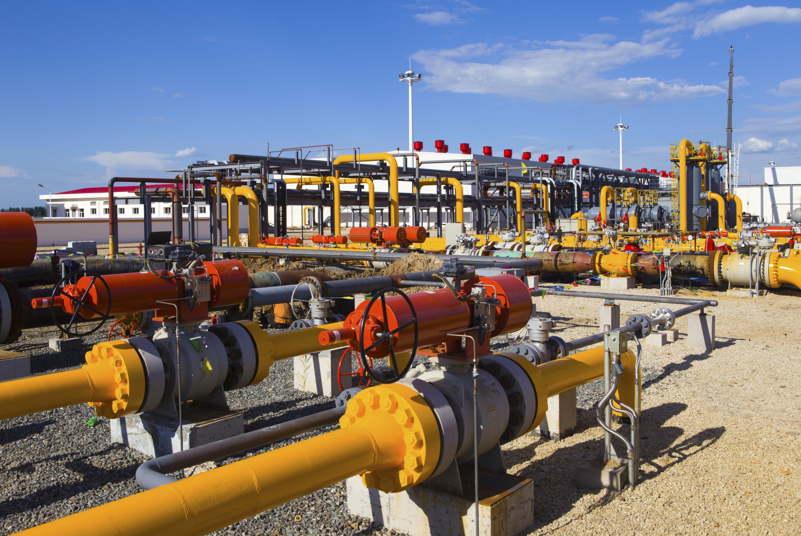 oil & gas plant valves dreamstime_l_36709538